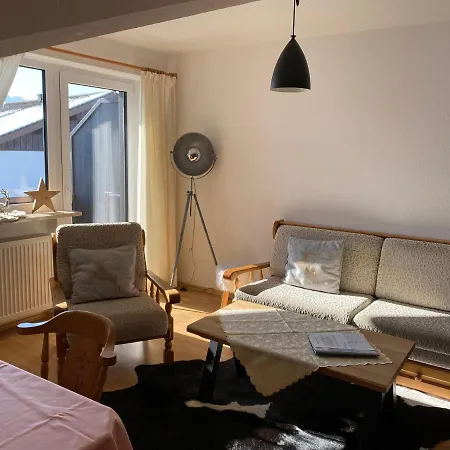 Gaestehaus Aurikel 16 Apartmán *